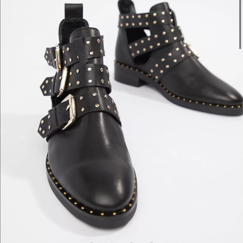 ASOS DESIGN Aries Leather Studded Ankle Boots